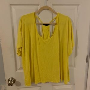 Dia & Co Yellow Top 3x